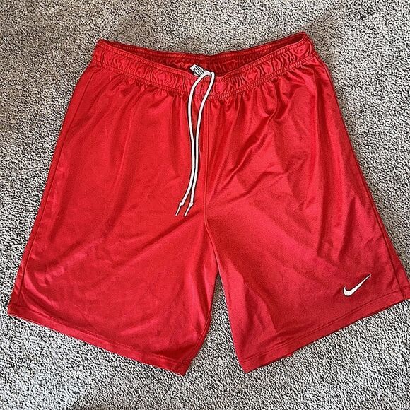 Nike Men’s Park II Dri Fit Shorts! - Picture 1 of 6